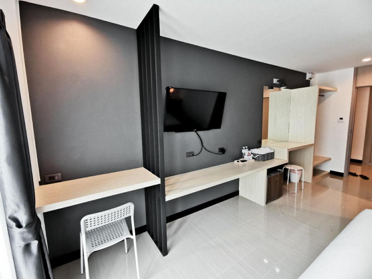 The Rest Hotel - ประจวบ Prachuap Khiri Khan Exterior photo